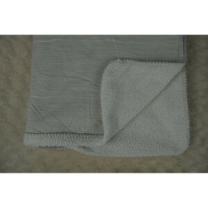 Living Textiles Thin Stripes Lines Baby Blanket Gray White Stitched Edge Sherpa